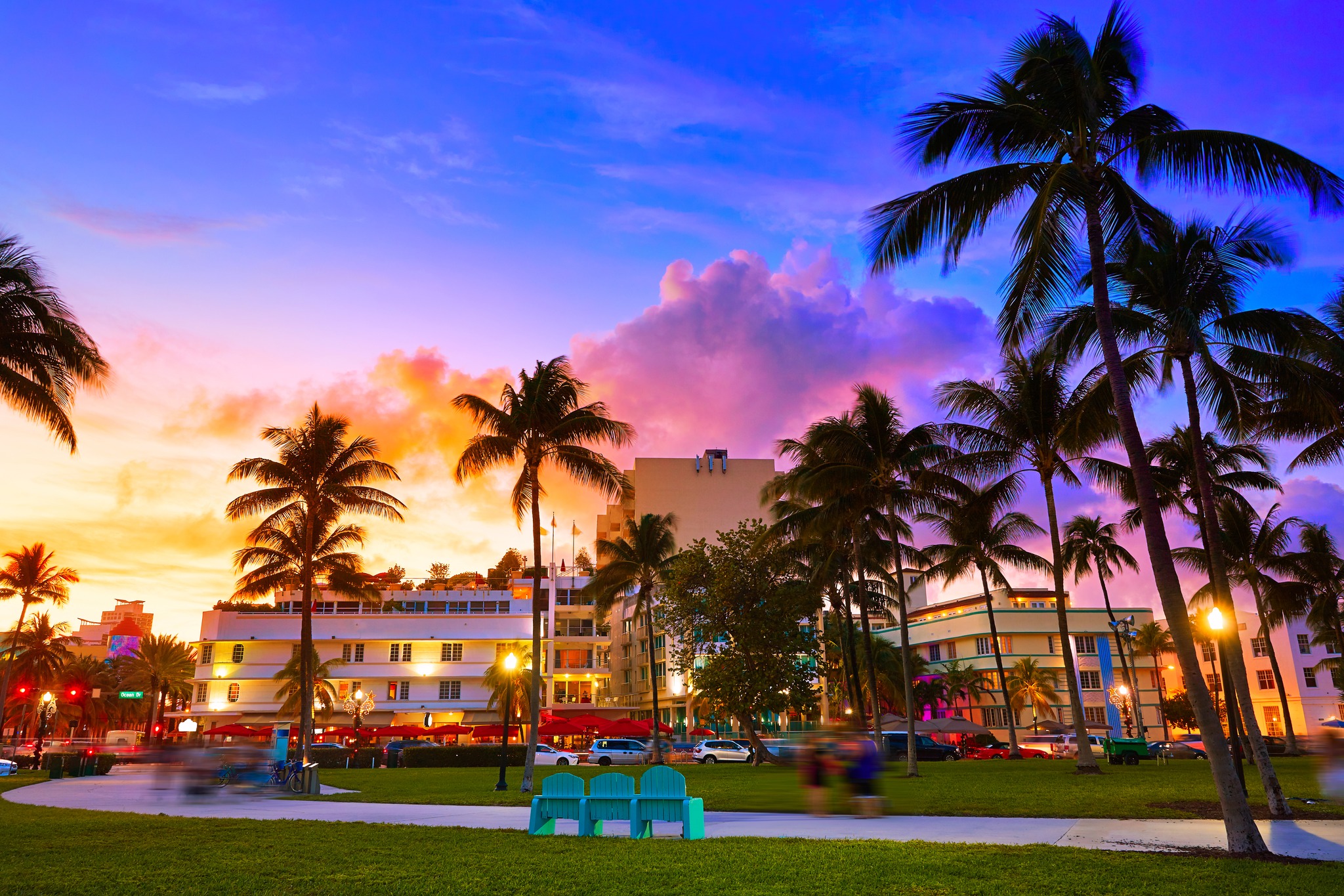 Universal Travel Deals
